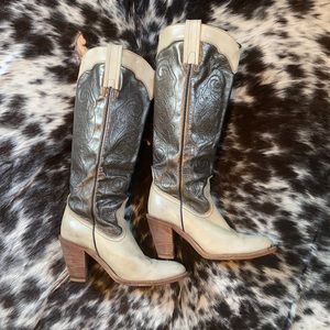 Size 8b Frye Boots